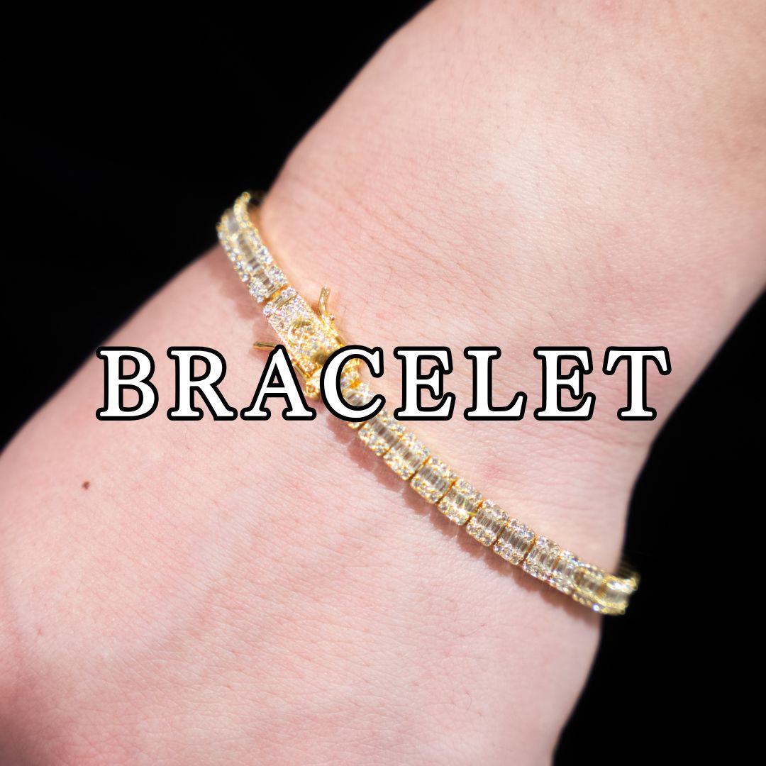 BRACELET (EN)